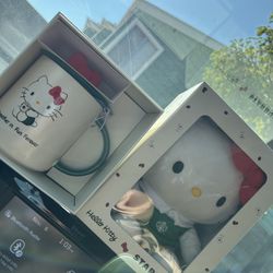 Hello Kitty X Starbucks 