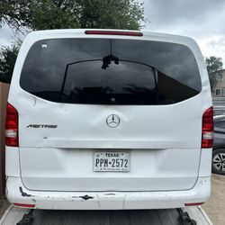 Selling Parts From This 2021 Mercedes Benz metris 