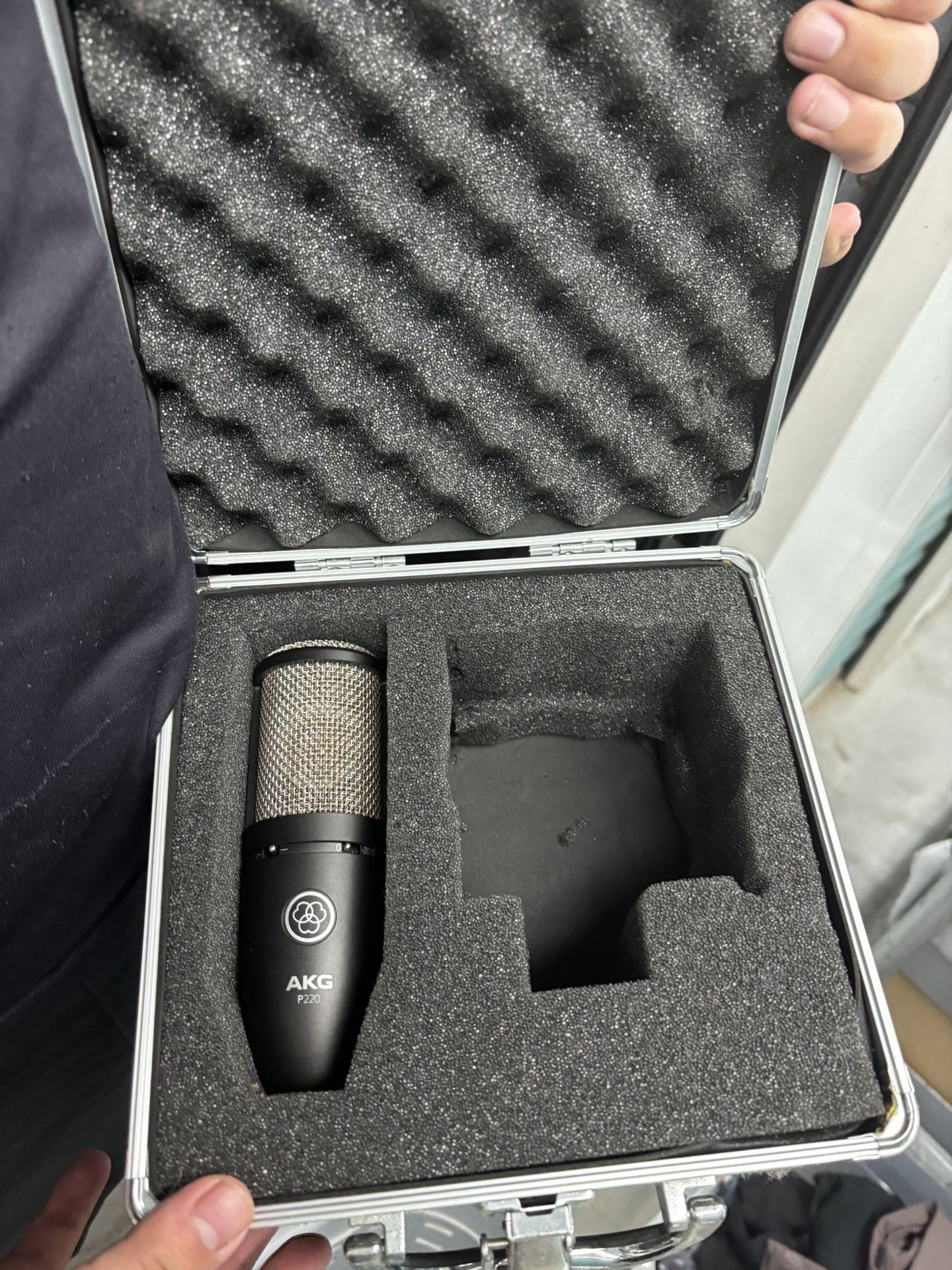 Microphone 