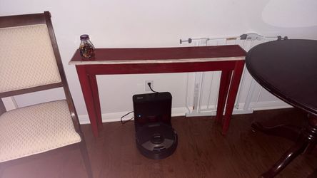 Red table
