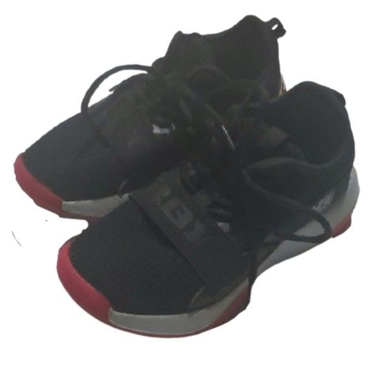 Reebok Red & Black Kids Sneakers Used-12