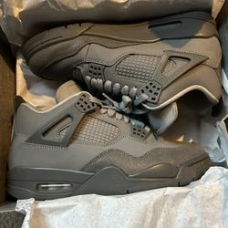 Jordan 4s Retro