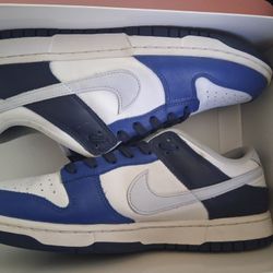 Nike Dunks Very Good Condition Need Gone Today