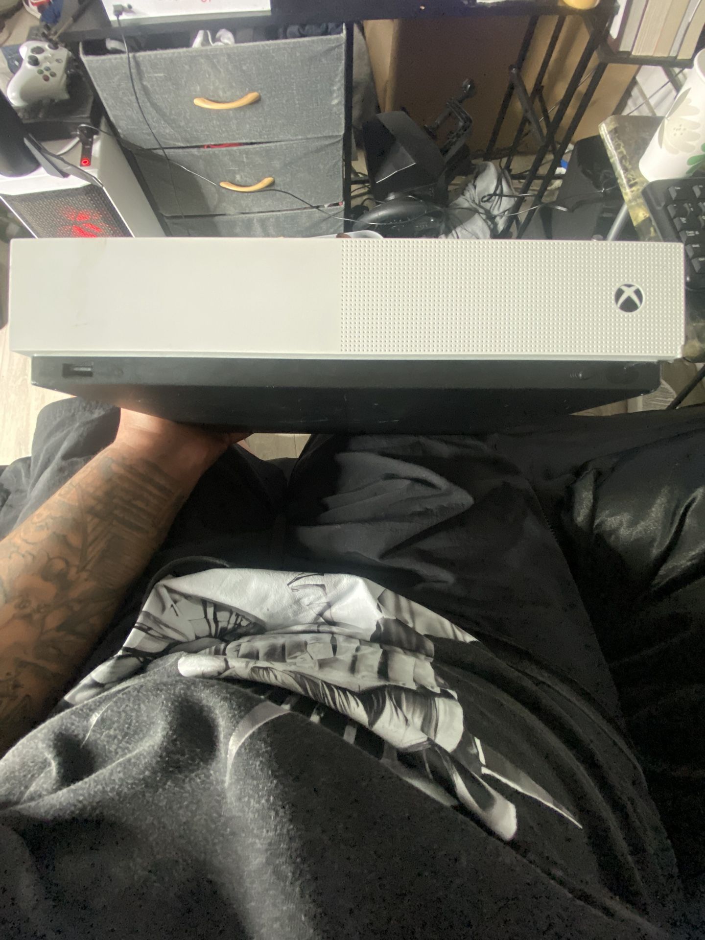 Xbox One S 1TB