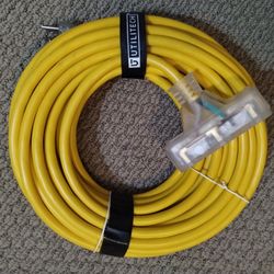 Utilitech  100ft Extension Cord 