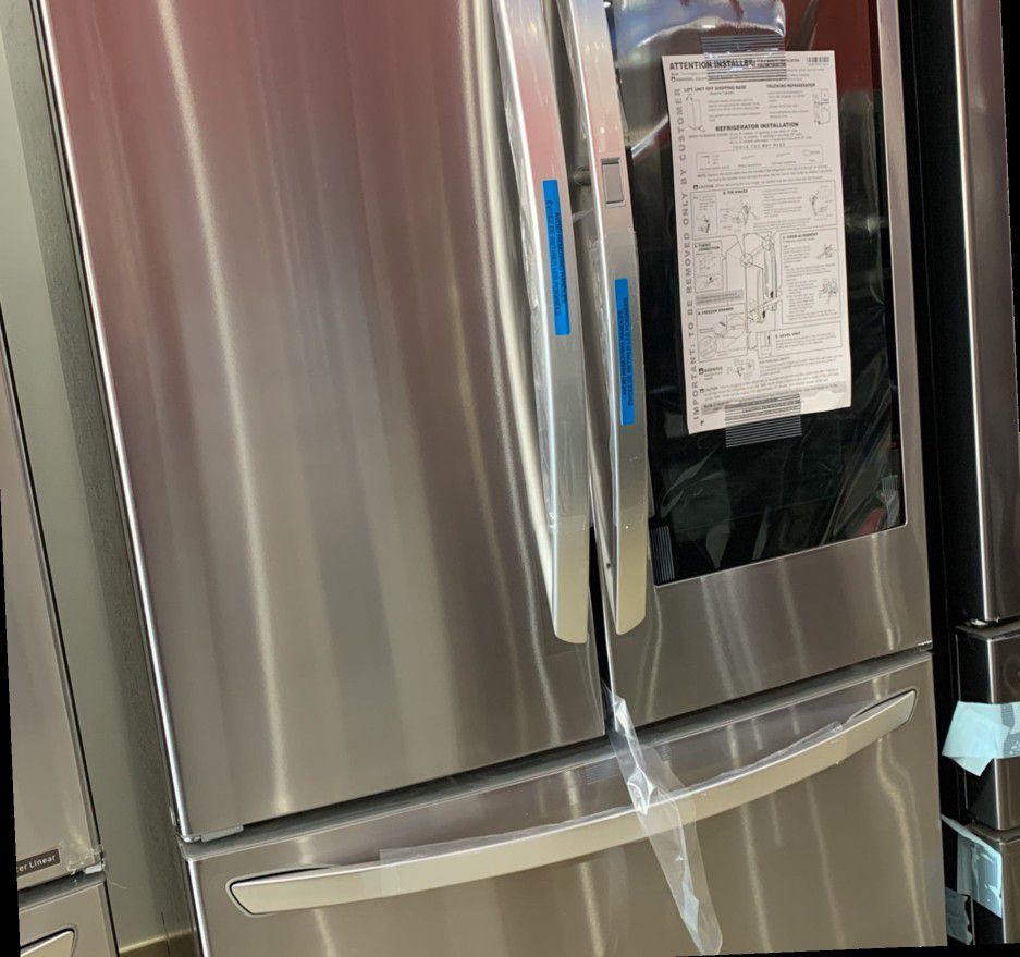LG InstaView 27-cu ft French Door Refrigerator with Ice Maker and Door within Door (Printproof Stainless Steel  FI9D