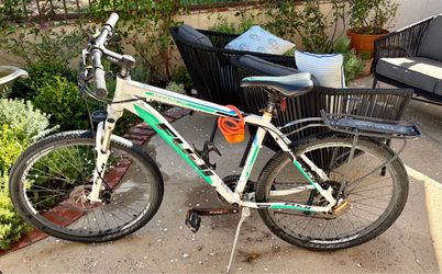 Fuji Nevada Comp 1.9 - 26 inch Used