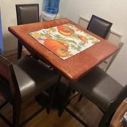 Table & 4 Chairs