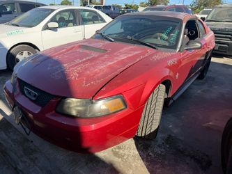 2000 Ford Mustang - For Parts