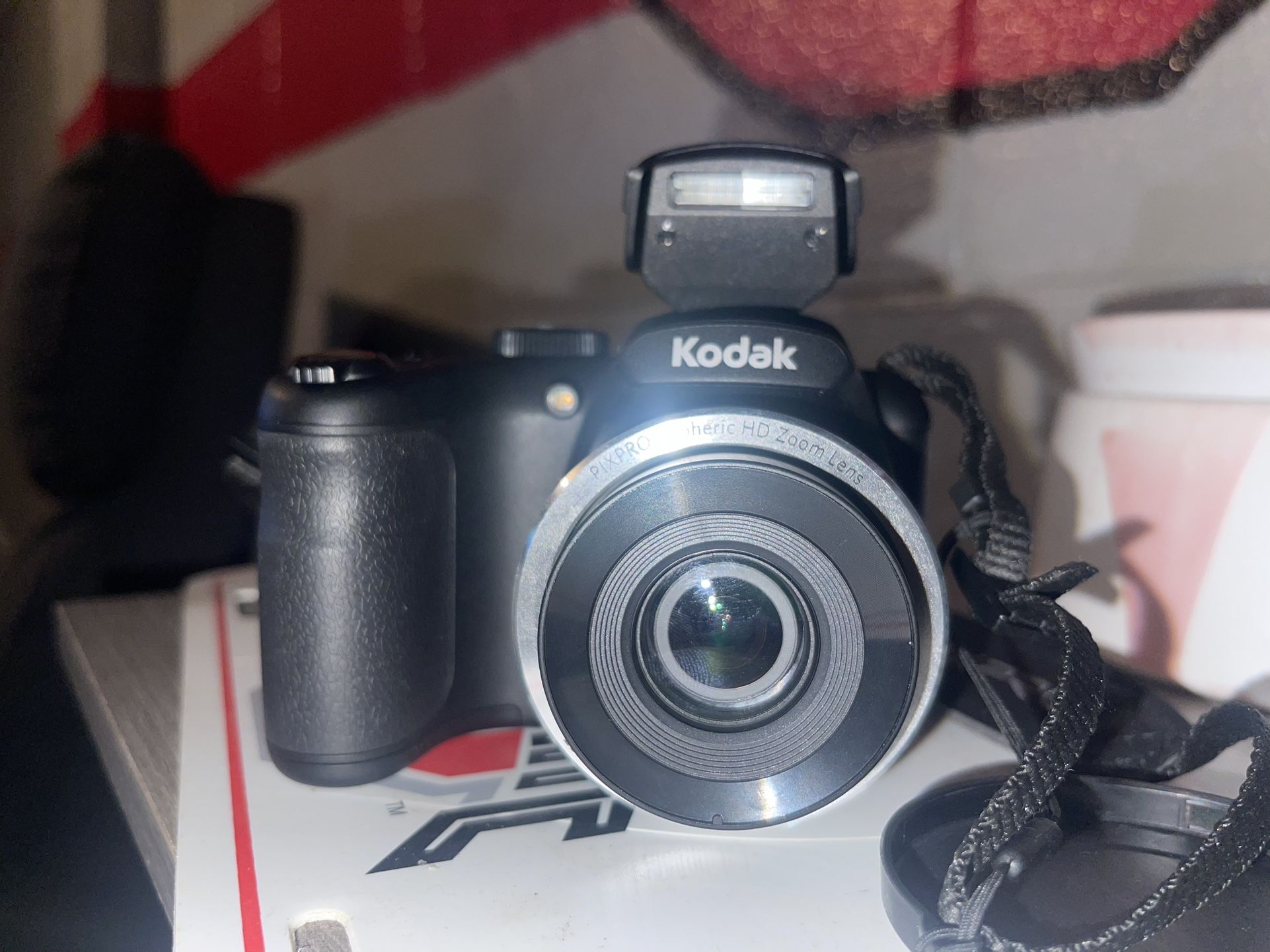 Kodak Pixpro AZ252