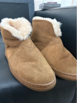 Bear Paw boots 8
