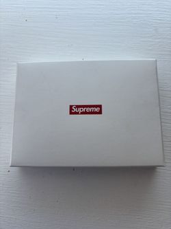 Supreme Zippo