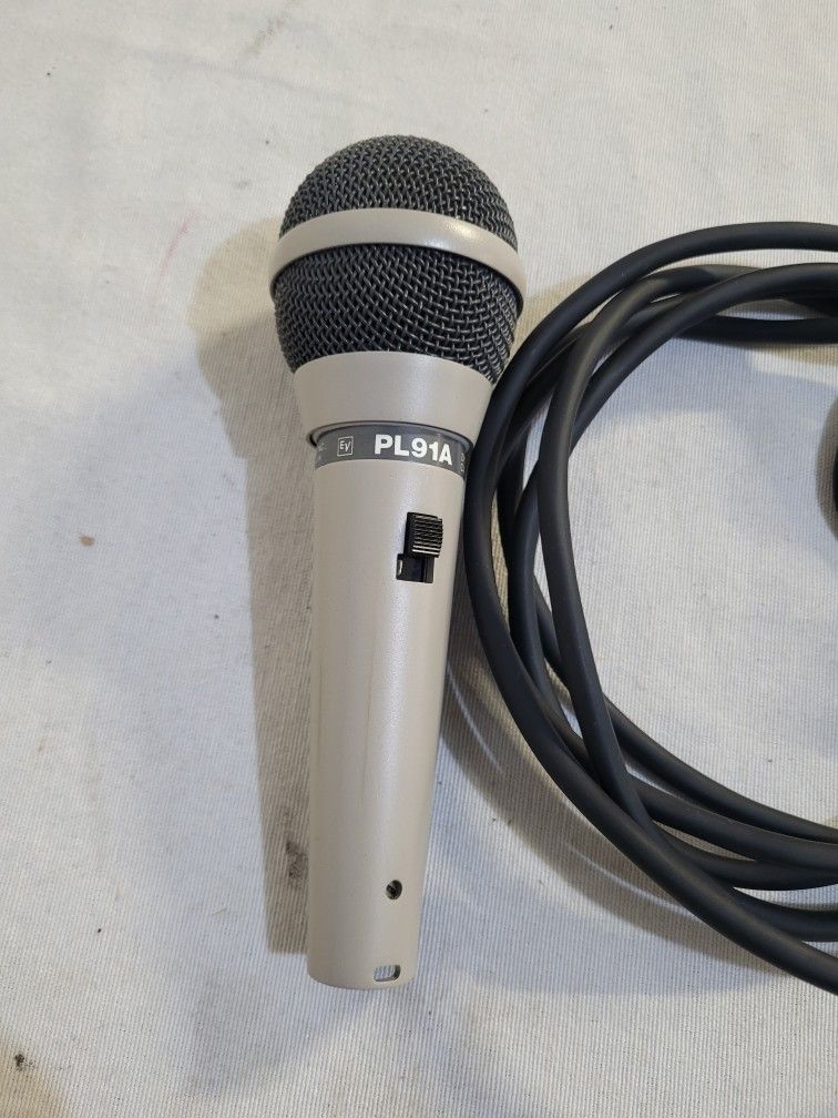 EV PL91A Vocal Microphone