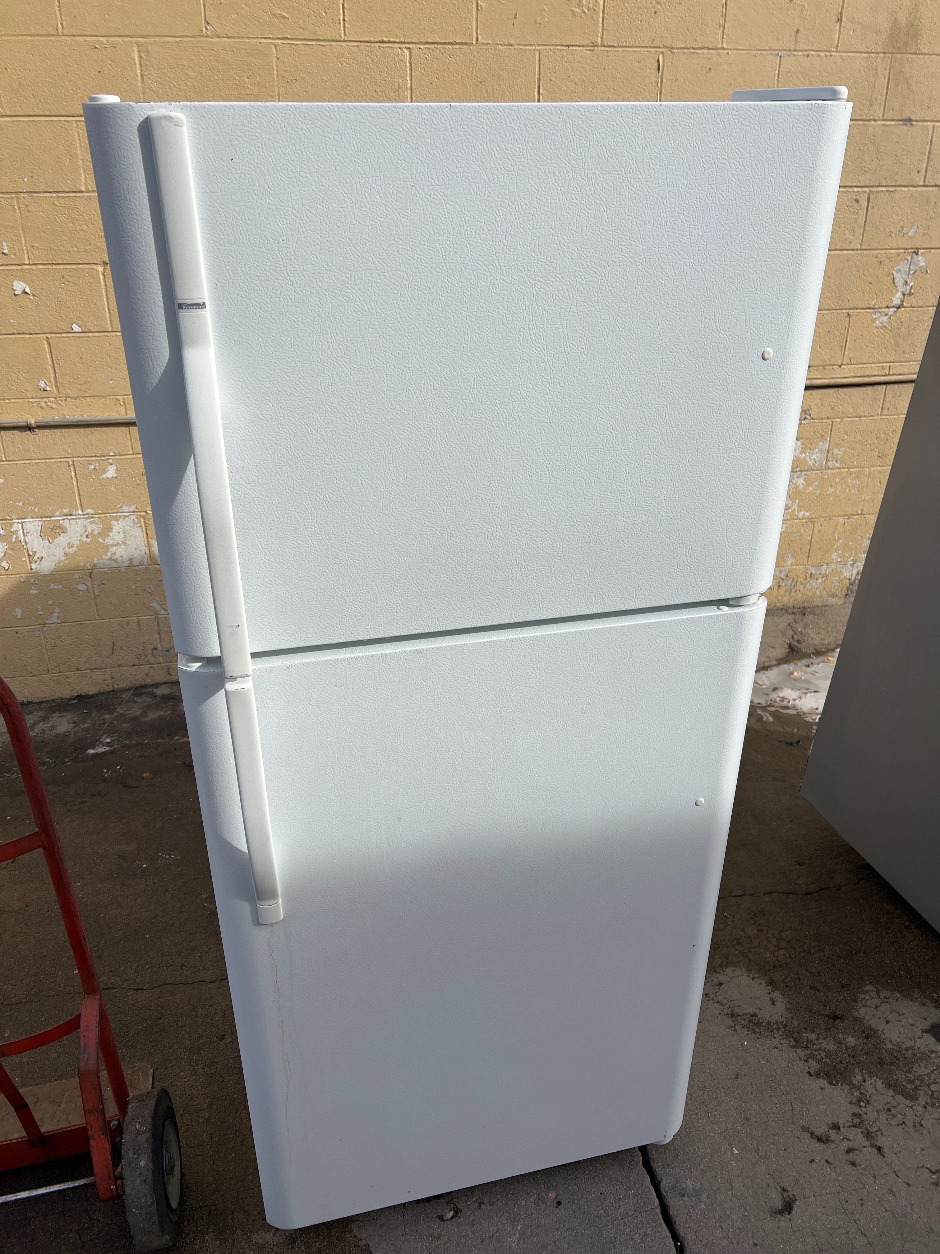 Kenmore white top freezer refrigerator =free delivery