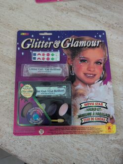 Glitter & Glamour Movie Star Makeup Kit