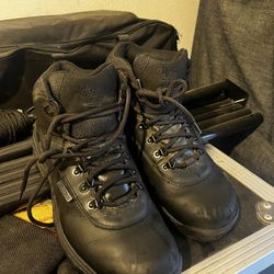 Timberland Hiking Boots 🥾 Size 9.5