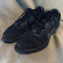 Nike Men's Airmax size 11