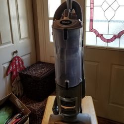 Shark navigator Vacuum 
