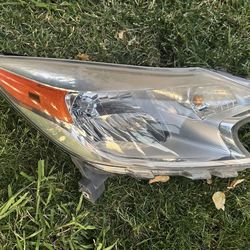 2015 Nissan Versa Note Headlight