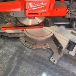 Miter Saw 