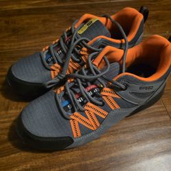Size 8.5 Unisex Hiking Shoes