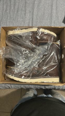 Work boots sizes 12