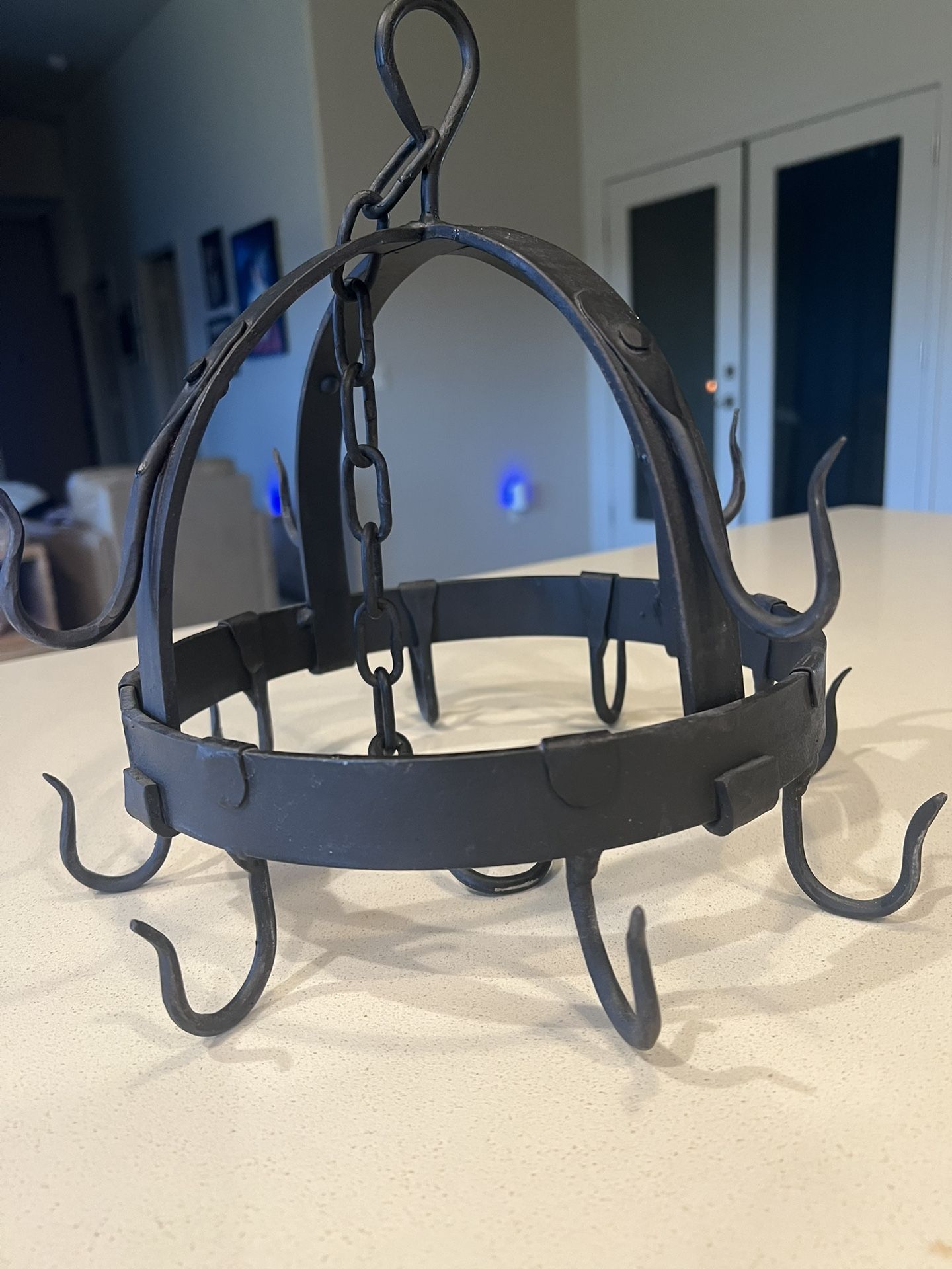 Wrought Iron Meat Game Dried Flowers Pots and Pans Hanger Dutch Crown