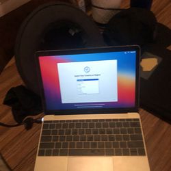 MacBook Pro 257 Gb M2 New
