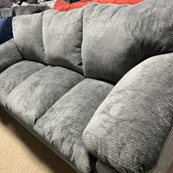 Cozy Plush Nice Couch And Loveseat 