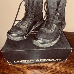 Under Armour  Men’s Boots 8.5
