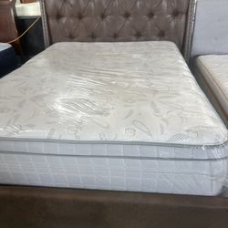 Queen Size Mattress With Box Springs And Bed Frame 🚚we ca deliver 🚚