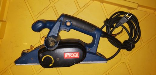 Ryobi 3 1/4"inch Hand Planer Kit HPLSIK Powerful 5amp Motor Electrical Cord Pre-owned Good Working Condition