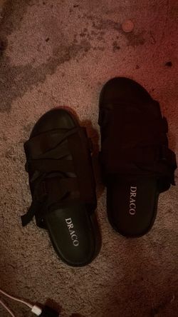 Black Draco Slides size 9/10 men