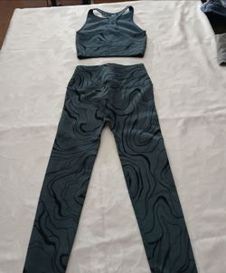 Women's 2 - Piece Active Wear - exercise clothing