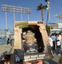 Grogu Star Wars Dodgers Bobblehead Vinyl Exclusive Star Wars Night 2026