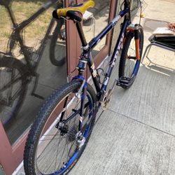 Trek STP 200 Carbon Fiber XL