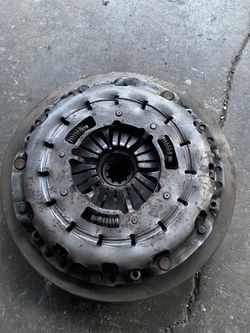 E39 540i flywheel and clutch and pressure plate complete