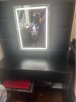 Make up vanity