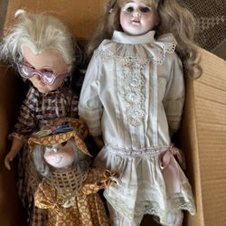 VINTAGE DOLLS.    (3)