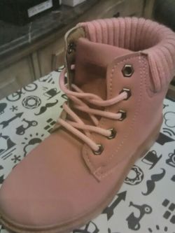 Kids shoes
