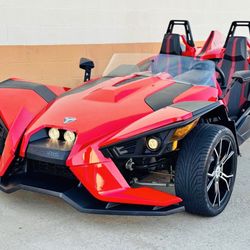 2015 Polaris Slingshot – UNDER 4K ORIGINAL MILES – GARAGE KEPT – Turo Ready