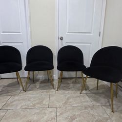 4 dining chairs 