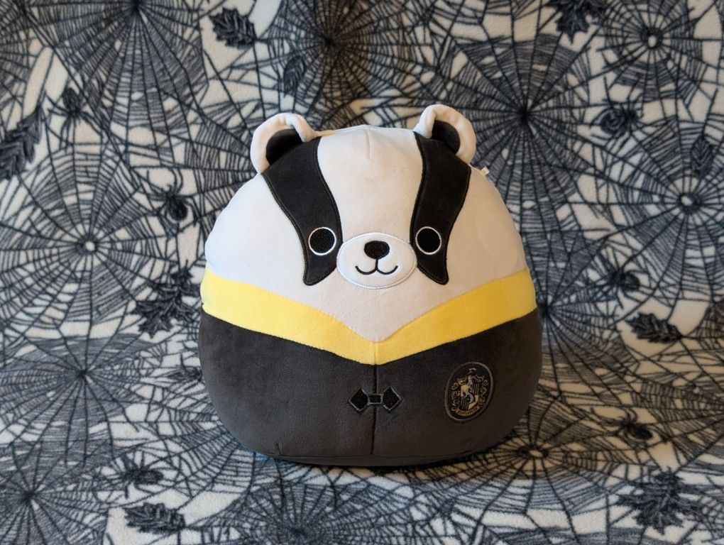 SQUISHMALLOW Hufflepuff Badger | 12" (Harry Potter Licensed)