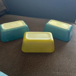 PYREX Refrigerator Dishes