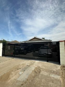 Slide gate