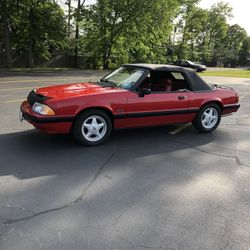 1991 Ford Mustang