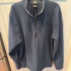 EUC Men’s The North Face 1/4 zip pullover fleece sweatshirt. XL Navy