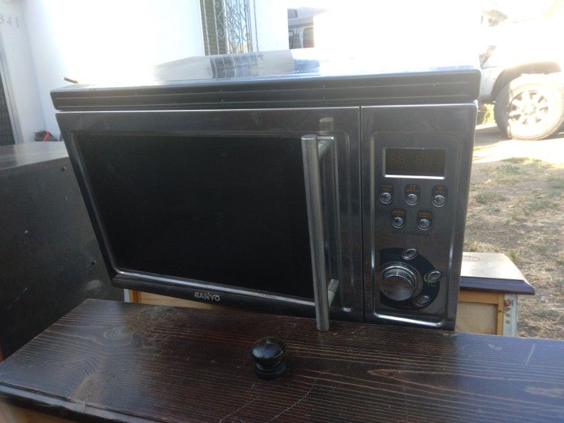 Microwave