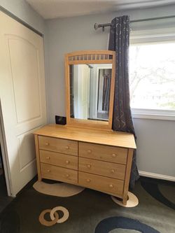 Vintage Mirror and 6 drawers