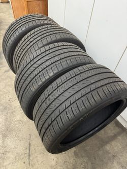 Michelin Pilot Sport All Season 4 – Staggered Set (19”) – Excellent Condition